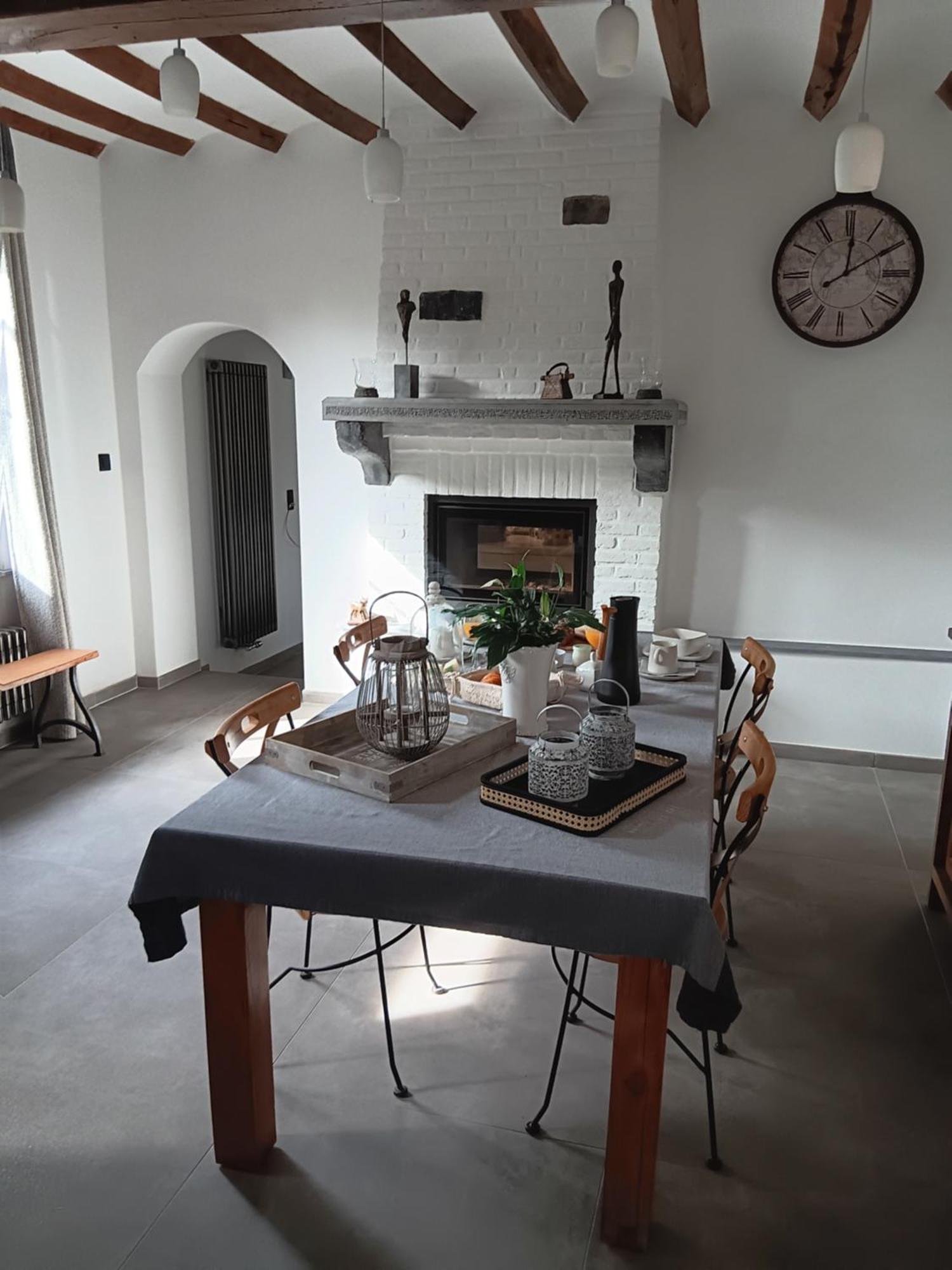 La Chambre Des Daines Binche Esterno foto